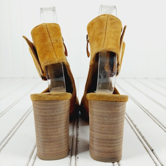 Vaneli Belle Tan Suede Block Heel Classic Open Toe Mules M157 - Picture 6 of 13